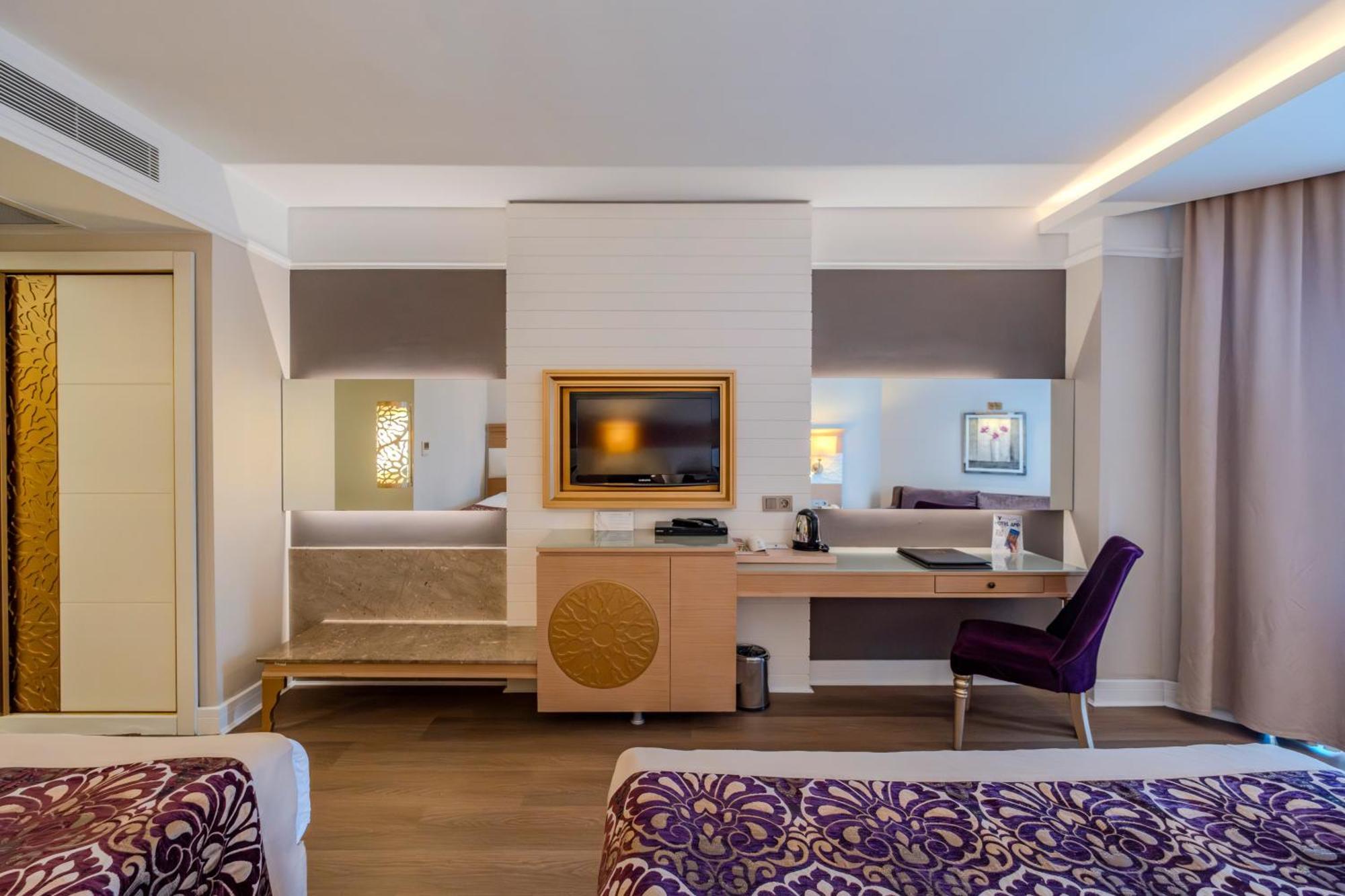 Villa Side Residence Bagian luar foto