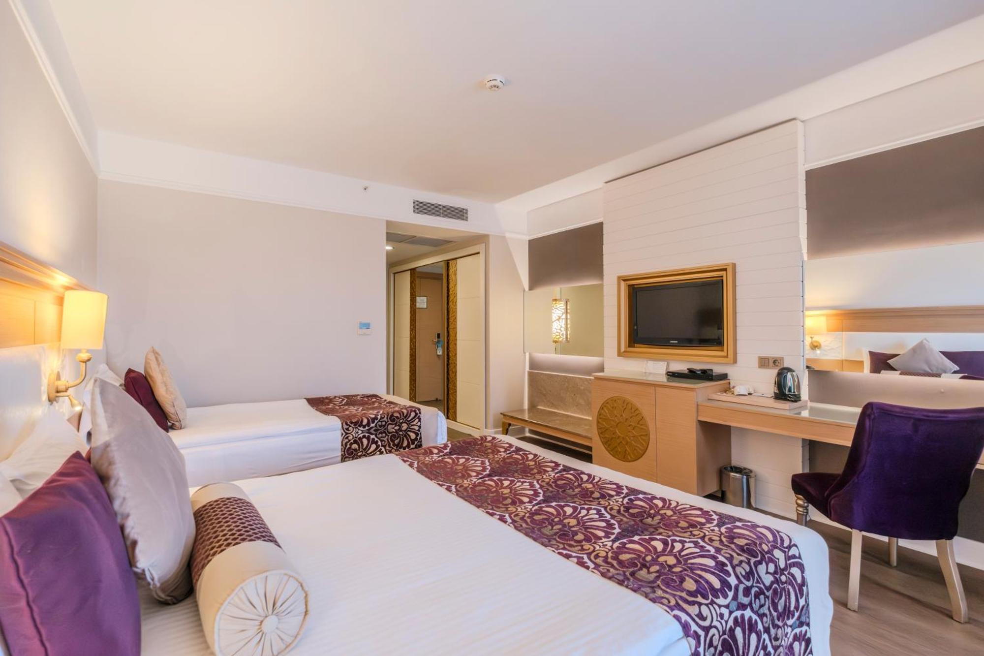 Villa Side Residence Bagian luar foto